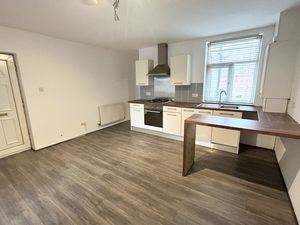 Photo 6- click for photo gallery